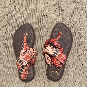 Cute SANUK sandals